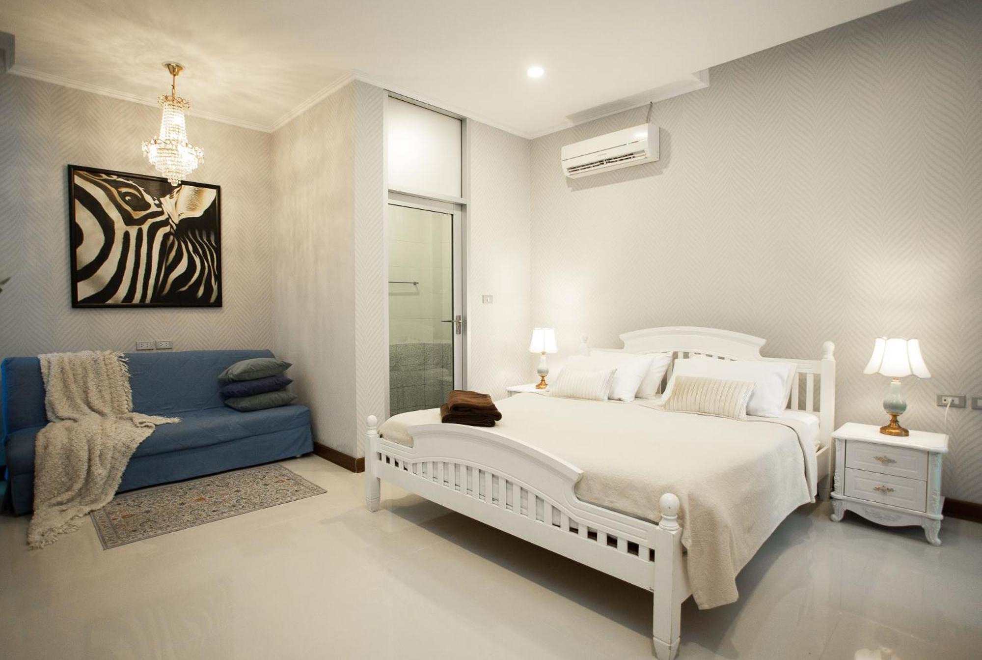 Nagawari Art Maldives Pattaya Villa Na Chom Thian Εξωτερικό φωτογραφία